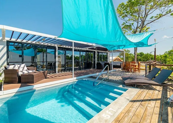 Secret House With Pool San Pedro (Ambergris Caye)